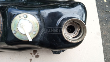 Suzuki Burgman 250 - 400 2003-2006 üzemanyag tank