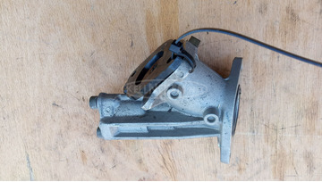 Suzuki Burgman 250 2003-2006 szívócsonk