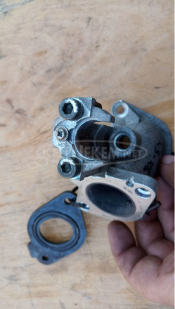 Suzuki Burgman 250 2003-2006 szívócsonk - 5/8