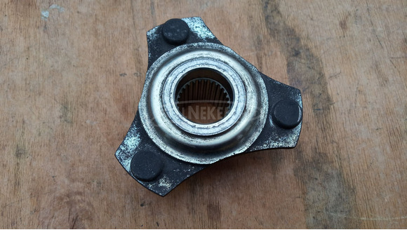 Suzuki Burgman 250 - 400 2003-2006 hátsó kerékagy