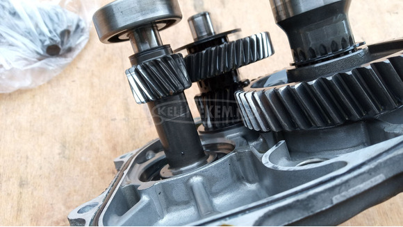 Suzuki Burgman 250 2003-2006 hátsó végáttétel - 4/9