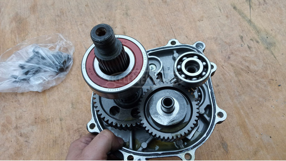 Suzuki Burgman 250 2003-2006 hátsó végáttétel - 7/9