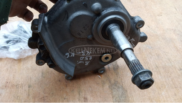 Suzuki Burgman 250 2003-2006 hátsó végáttétel - 8/9