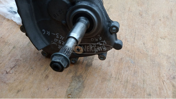 Suzuki Burgman 250 2003-2006 hátsó végáttétel - 9/9