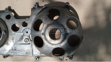 Suzuki Burgman 400 2003-2006 kuplung fedél