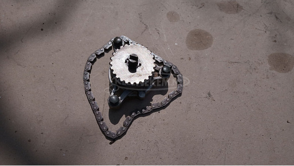 Suzuki Burgman 250 - 400 2003-2006 olajpumpa - 1/7