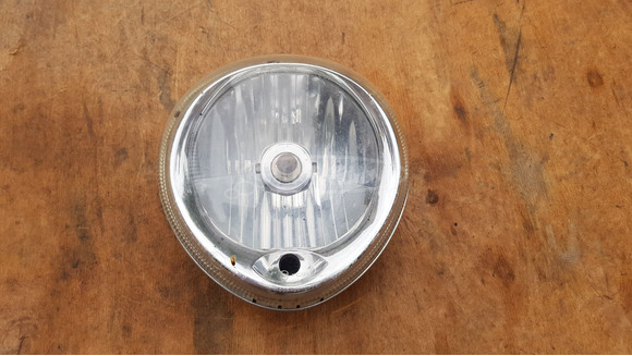 Piaggio Beverly 500 első lámpa - 1/10