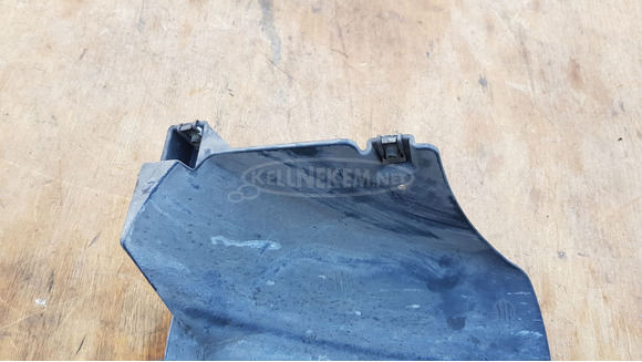 Piaggio Beverly 500 hátsó kerék feletti idom