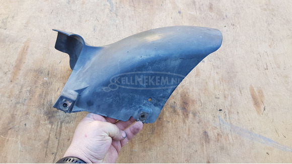 Piaggio Beverly 500 hátsó kerék feletti idom