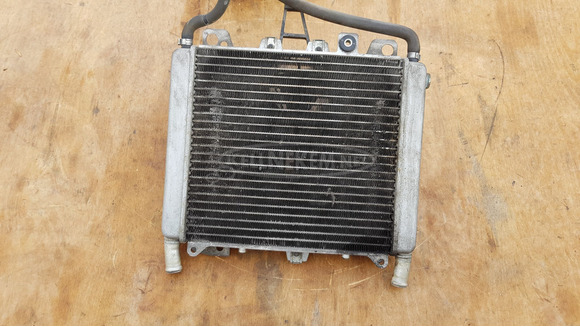 Piaggio Beverly 500 hűtő