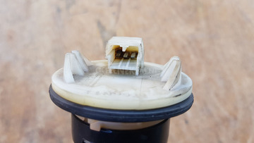 Piaggio Beverly 500 üzemanyag szintjelző