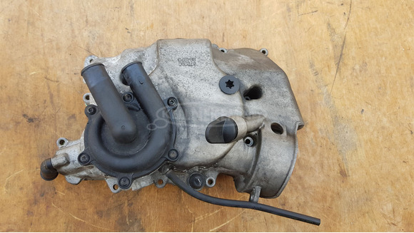 Piaggio Beverly 500 gyújtásfedél vízpumpával - 1/10