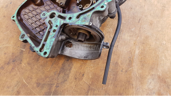 Piaggio Beverly 500 gyújtásfedél vízpumpával - 8/10