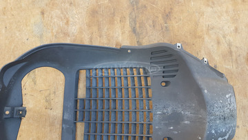 Piaggio Beverly 500 hűtő elötti idom