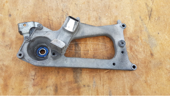 Piaggio Beverly 500 hátsó lengőkar - 1/6