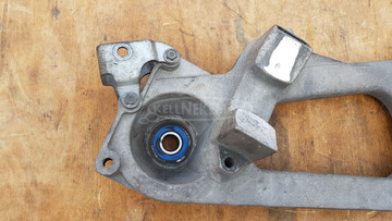 Piaggio Beverly 500 hátsó lengőkar