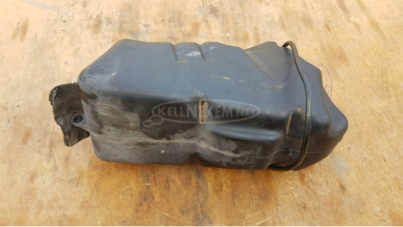 Piaggio Beverly 500 üzemanyag tank - 4/6