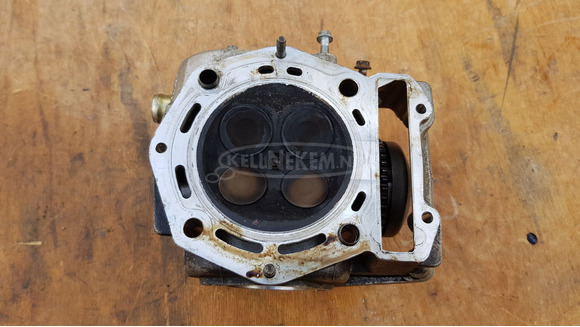 Piaggio Beverly 500 hengerfej - 9/10