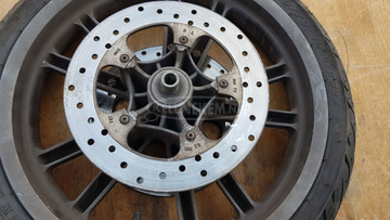 Piaggio Beverly 500 első kerék