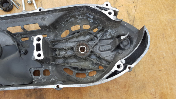 Piaggio Beverly 500 kuplung fedél