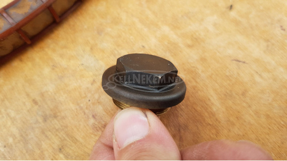 Piaggio Beverly 500 olajleeresztő csavar - 4/5