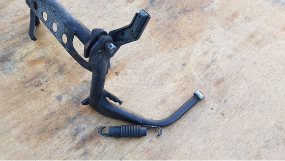 Piaggio Beverly 500 középtámasz - 2/8