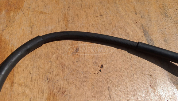 Piaggio Beverly 500 első fékcső jobbos