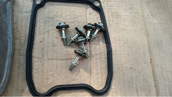 Piaggio Beverly 500 szelepfedél