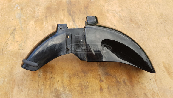 Piaggio Beverly 500 első sárvédő