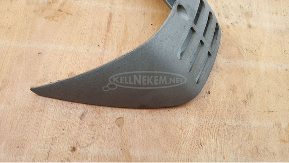 Piaggio Beverly 400 - 500 ülés alatti műanyag