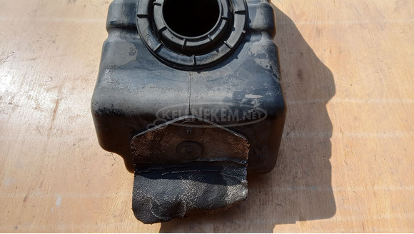 Piaggio Beverly 400 - 500 üzemanyag tank - 5/10