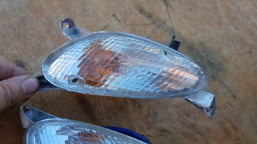 Kymco dink 125 - 150 első irányjelző pár