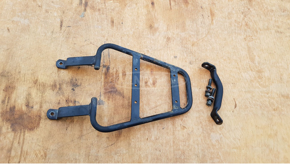 Kymco dink 125 - 150 hátsó doboztartó konzol - 1/7