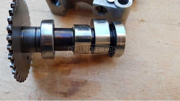 Kymco dink 125 - 150 vezérműtengely hibákkal - 2/10