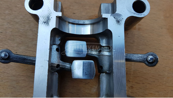 Kymco dink 125 - 150 vezérműtengely hibákkal - 7/10