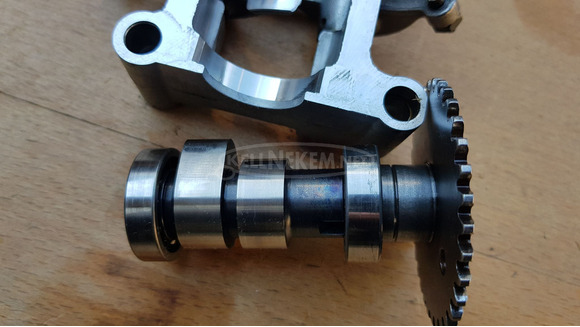 Kymco dink 125 - 150 vezérműtengely hibákkal - 9/10