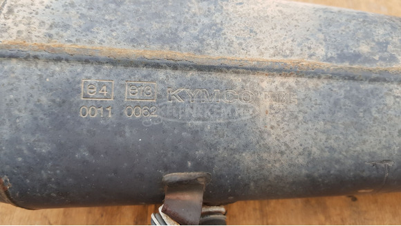 Kymco dink 125 - 150 kipufogó 2