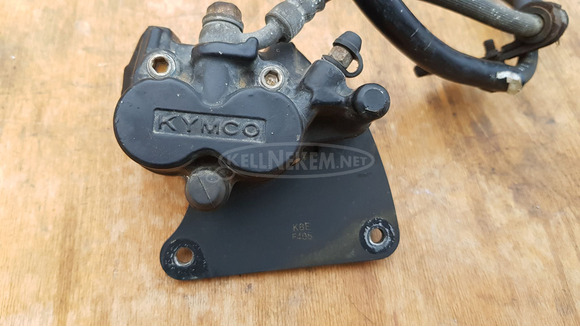 Kymco dink 125 - 150 LX első féknyereg