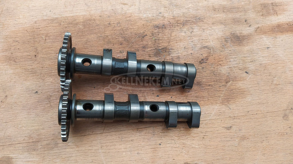 Yamaha T max tmax XP 500 vezérműtengely pár