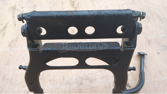 Aprilia leonardo 125 - 150 középtámasz - 4/10