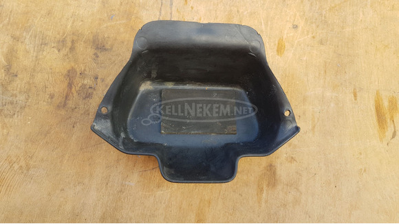 Aprilia Leonardo 125 - 150 akkumulátor fedél