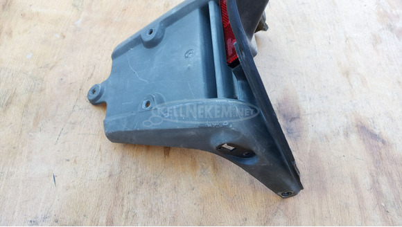 Aprilia Leonardo 125 - 150 hátsó sárvédő - 3/11