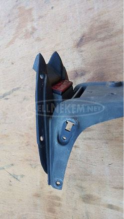 Aprilia Leonardo 125 - 150 hátsó sárvédő - 10/11