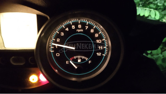 Piaggio Xevo 400 km óra műszerfal - 5/10