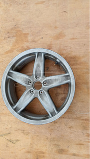 Piaggio Xevo 400 hátsó felni