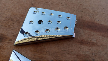 Piaggio Xevo X8 125 - 400 taposó króm dísz pár