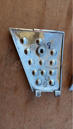 Piaggio Xevo X8 125 - 400 taposó króm dísz pár - 7/8