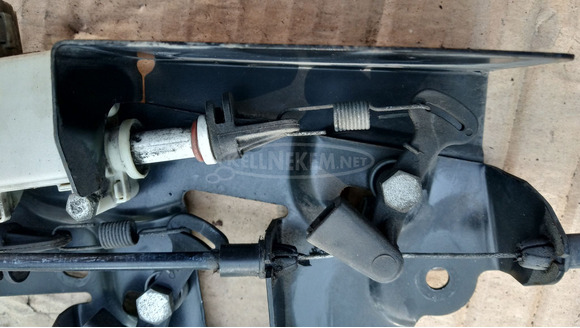 Piaggio Xevo 125 - 400 komplett zárszerkezet - 9/10