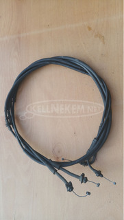 Piaggio Xevo 400 gázbovden