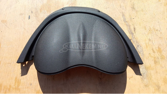 Piaggio Xevo 125 - 400 plexi alatti idom - 3/8